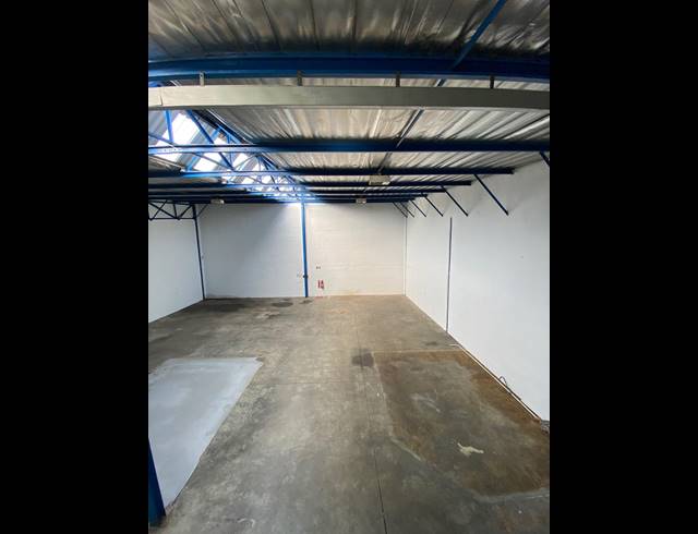 341M² WAREHOUSE TO LET IN STRIJDOMPARK